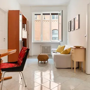 Stazione Cozy And Functional Flat , Milão Itália