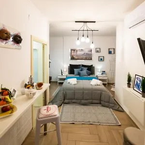 https://magica-napoli.hotels-amalfi.com